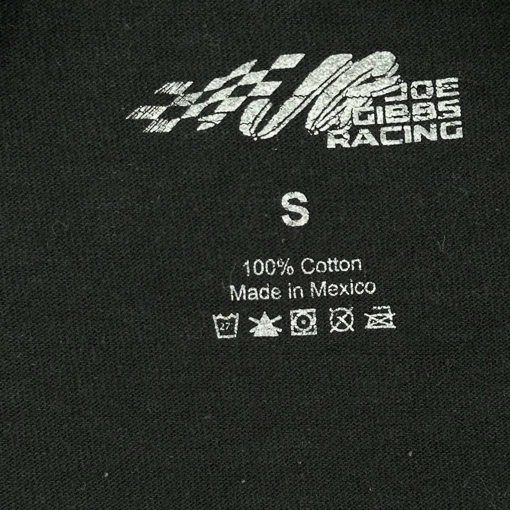 19 Martin Truex Jr Nascar T-Shirt - Small Black Cotton - Image 3