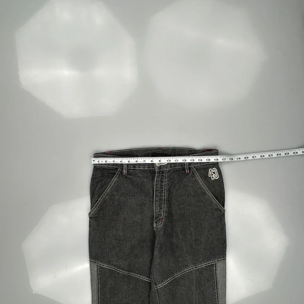 43 Superior Graphic Carpenter Jeans - 32W 33L Grey Denim - Image 3