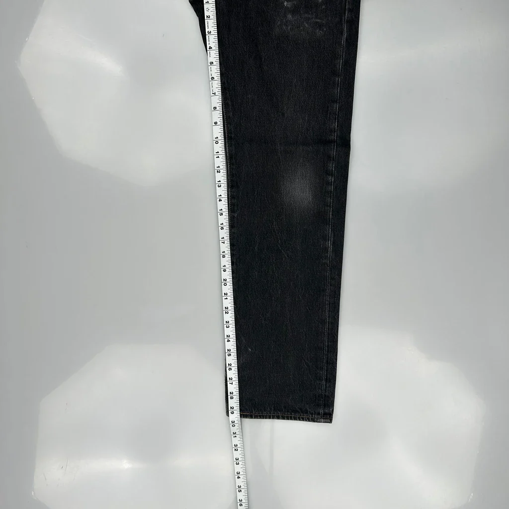 501 Levis Jeans - 30W 32L Black Denim - Image 6