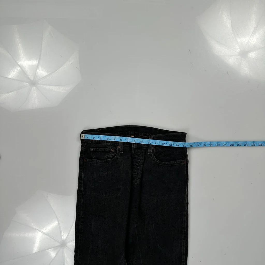 501 Levis Jeans - 30W 28L Black Denim - Image 3