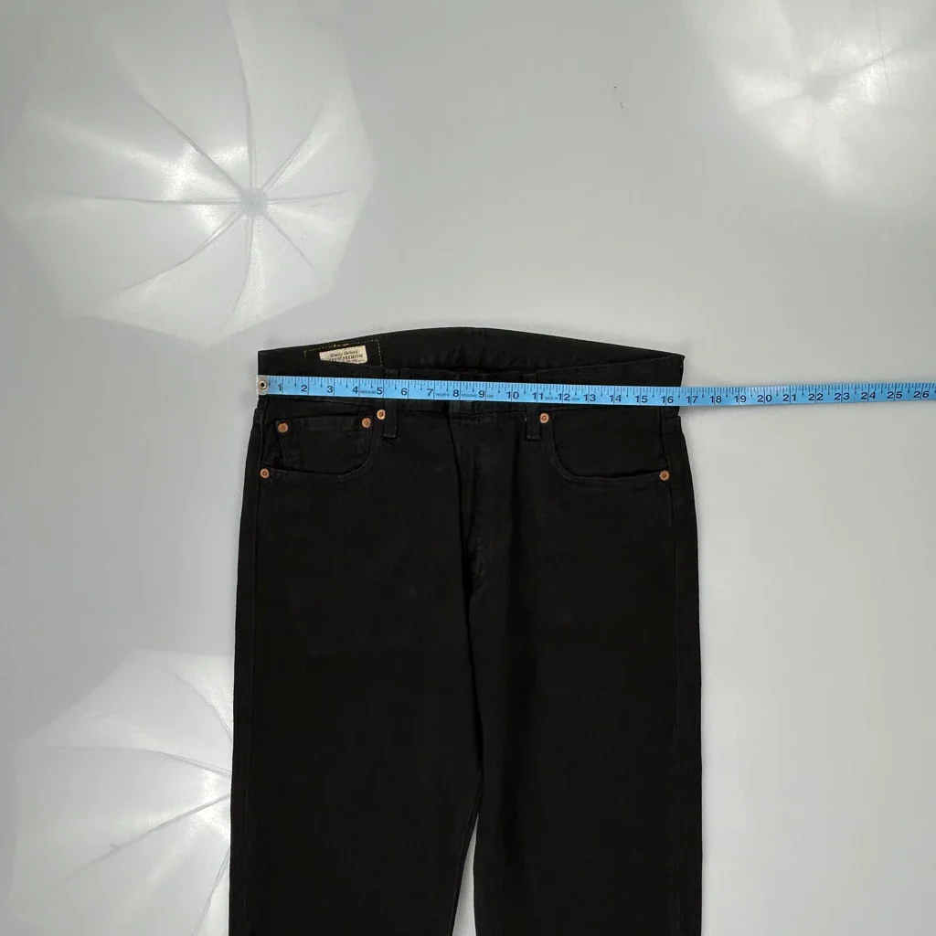 501 Levis Jeans - 34W 29L Black Cotton - Image 3