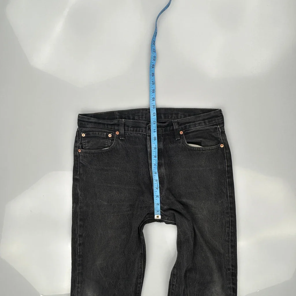 501 Levis Jeans - 36W 32L Black Cotton - Image 5