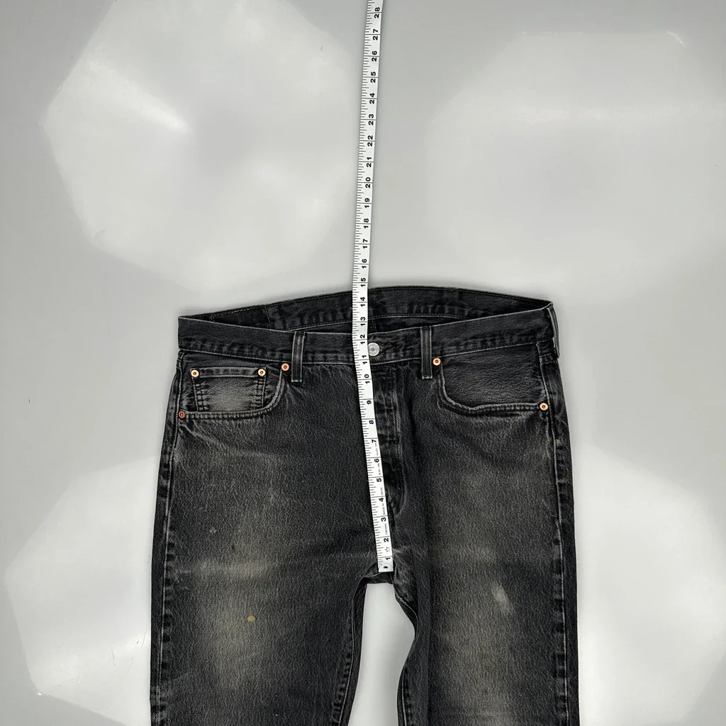 501 Levis Jeans - 38W 32L Black Cotton - Image 4