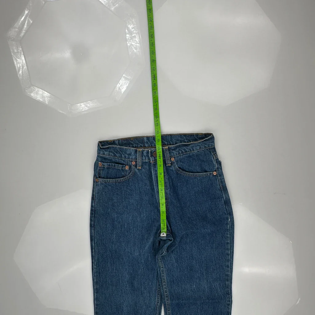 501 Levis Jeans - 28W 32L Blue Denim - Image 4
