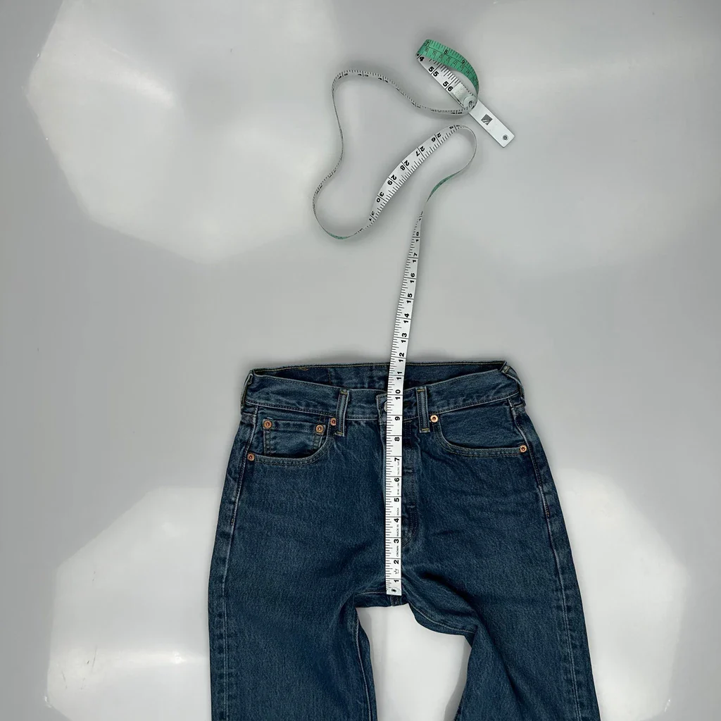 501 Levis Jeans - 29W 34L Blue Denim - Image 4