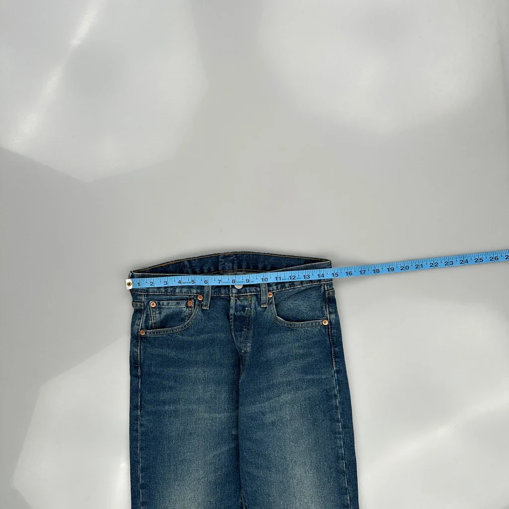 501 Levis Jeans - 29W 31L Blue Cotton - Image 3