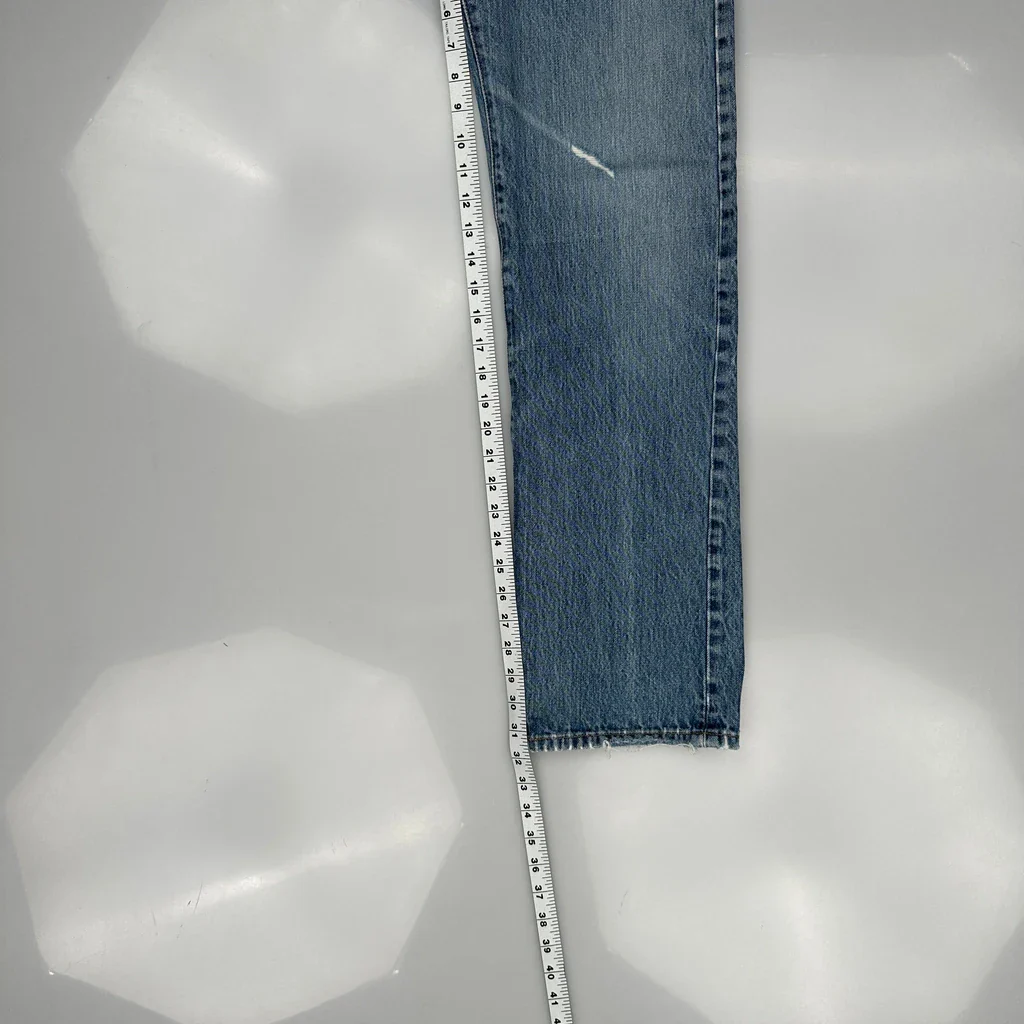 501 Levis Jeans - 30W 34L Blue Cotton - Image 5