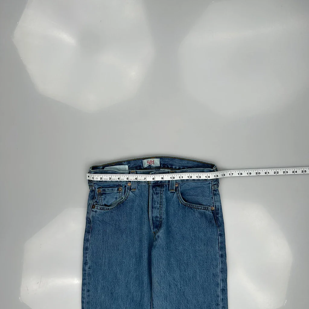 501 Levis Jeans - 30W 34L Blue Cotton - Image 3