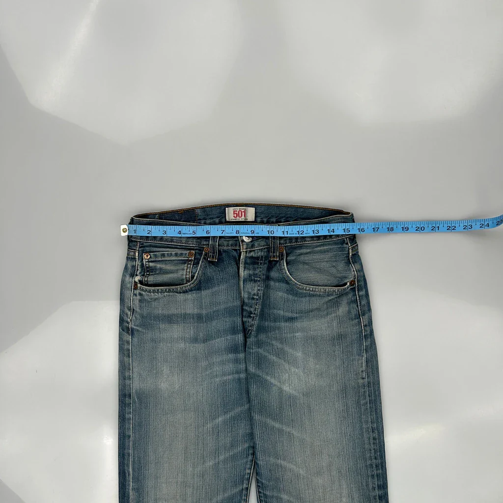 501 Levis Jeans - 31W 29L Blue Denim - Image 3