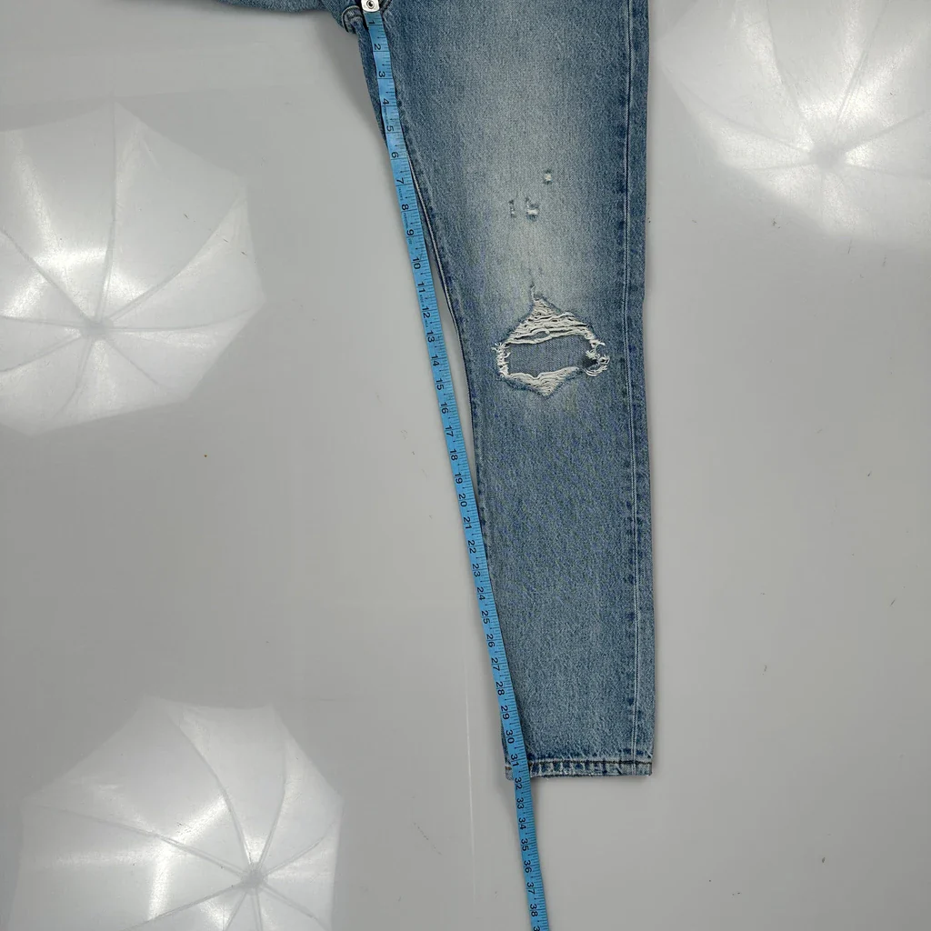501 Levis Jeans - 31W 32L Blue Cotton - Image 5