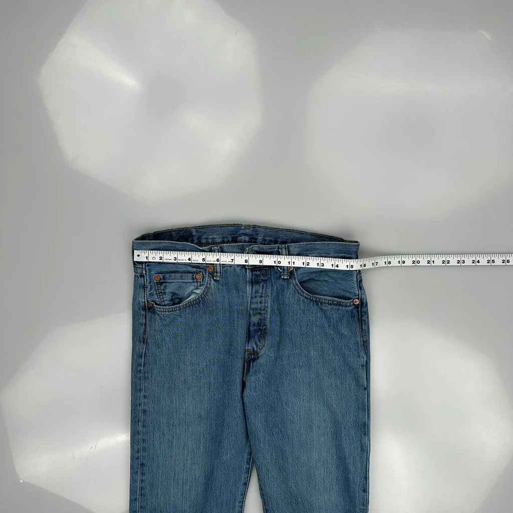 501 Levis Jeans - 32W 30L Blue Cotton - Image 3