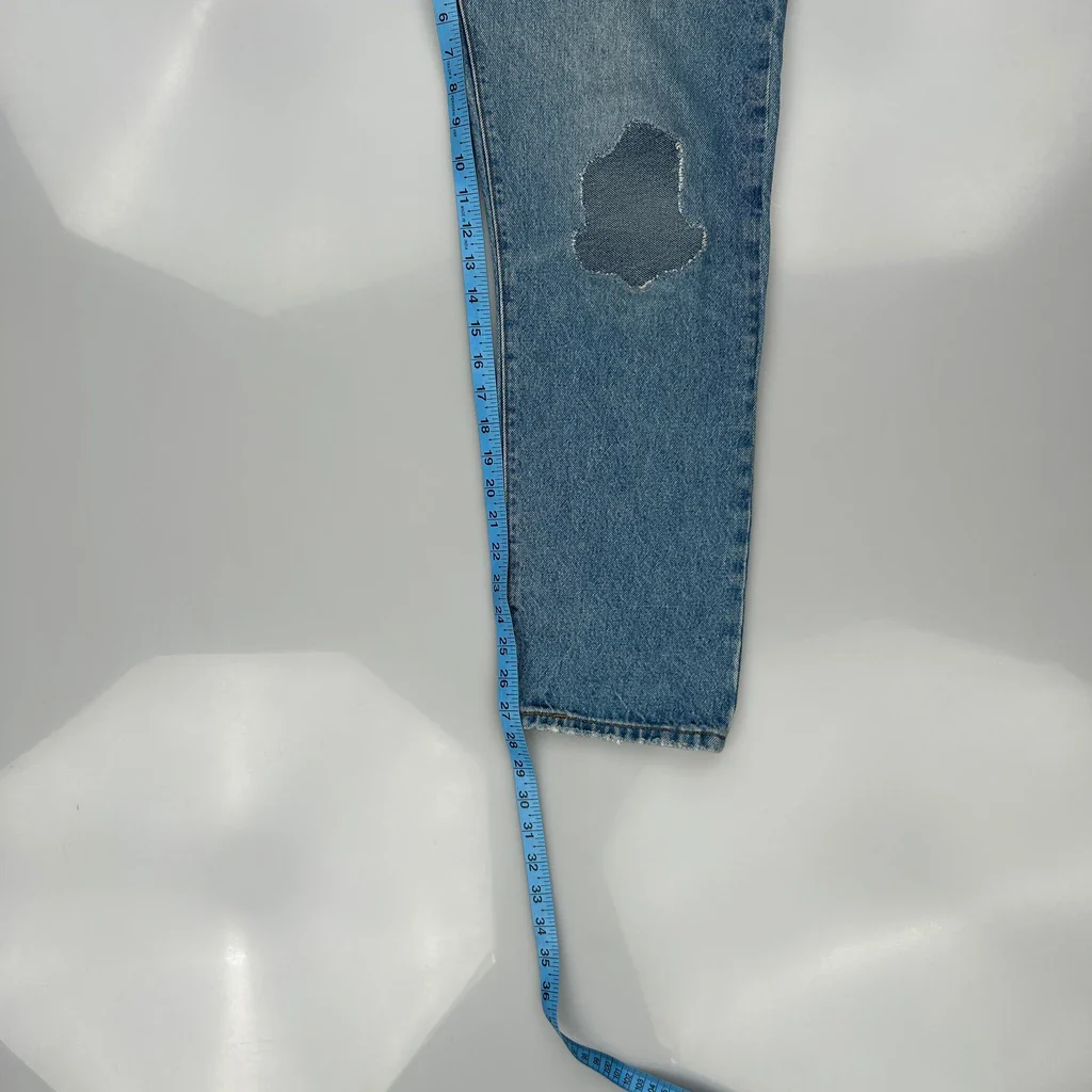 501 Levis Jeans - 32W 28L Blue Cotton - Image 5