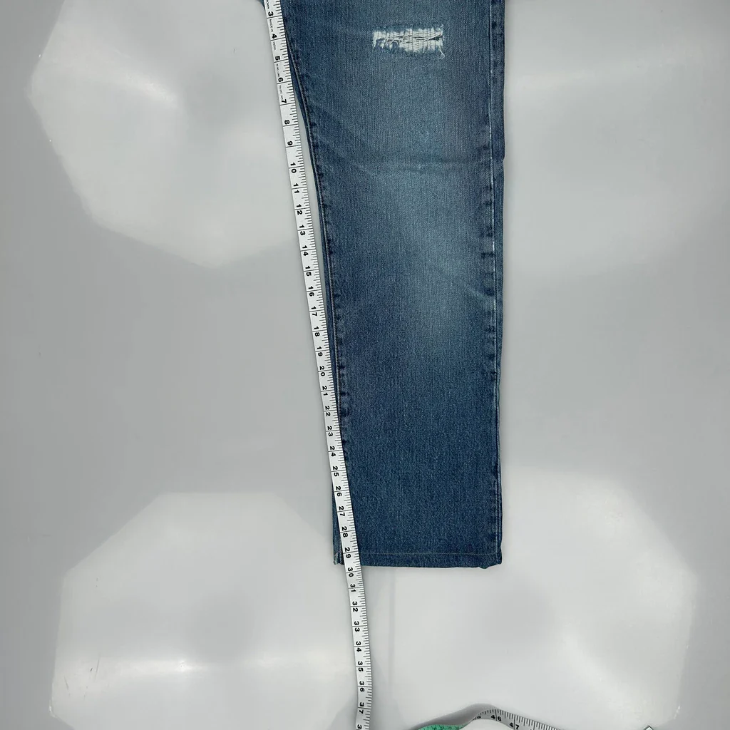 501 Levis Jeans - 33W 32L Blue Cotton - Image 5