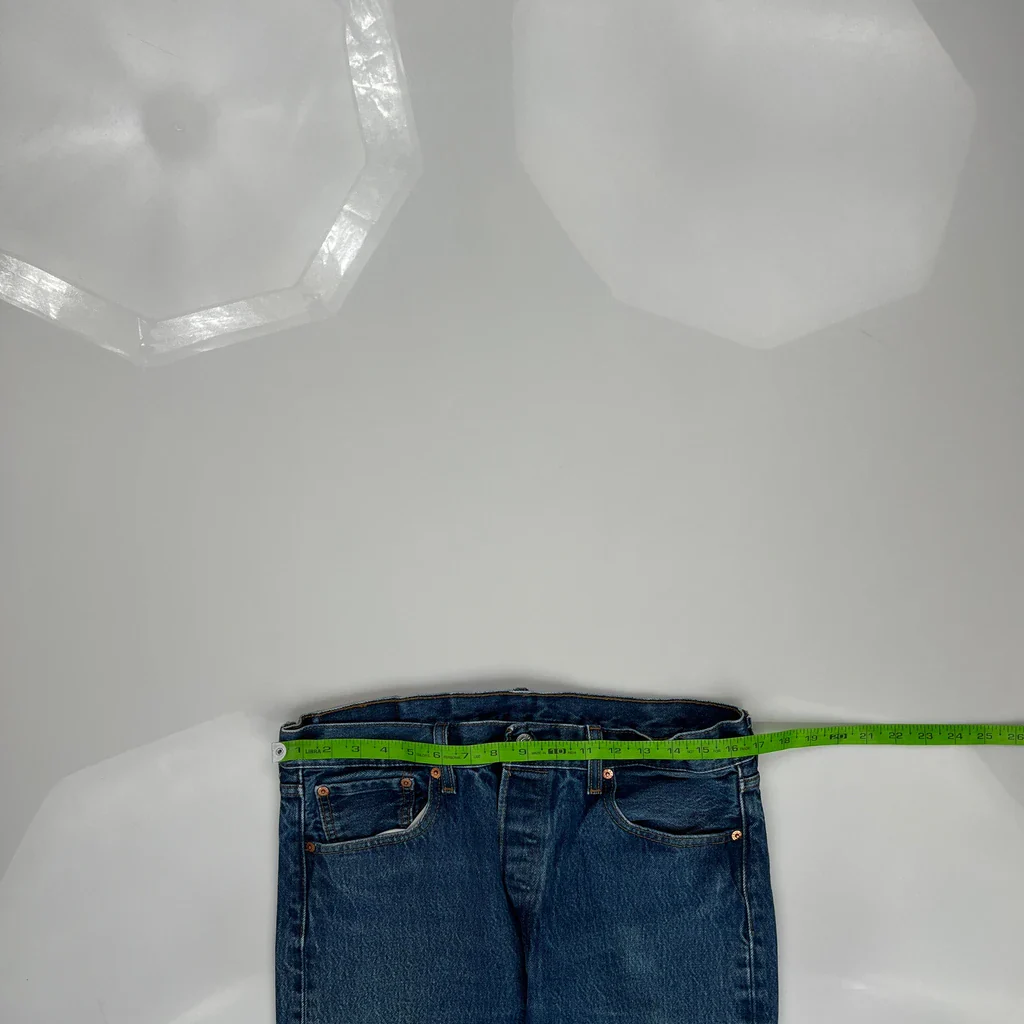 501 Levis Jeans - 34W 33L Blue Cotton - Image 3