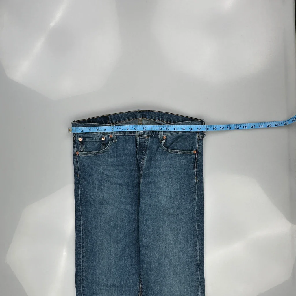 501 Levis Jeans - 34W 34L Blue Cotton - Image 3