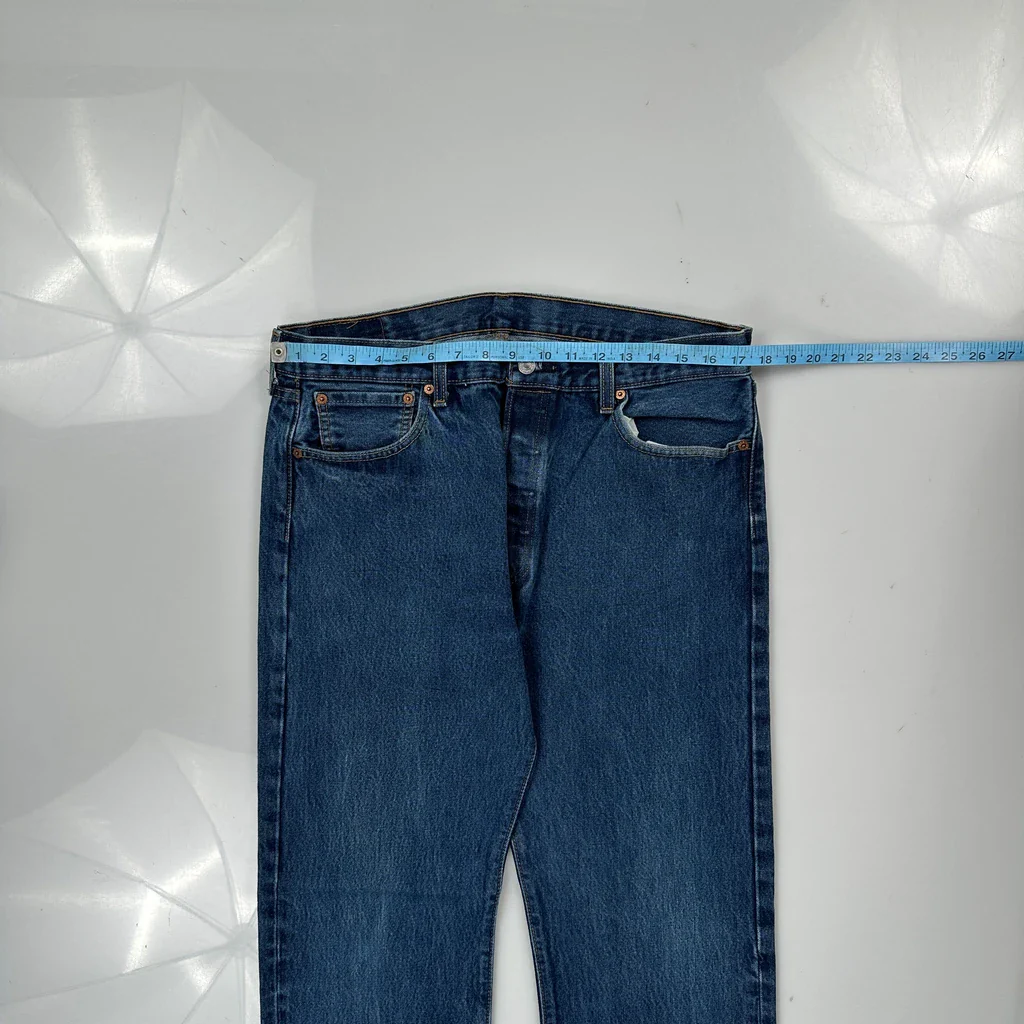501 Levis Jeans - 34W 34L Blue Cotton - Image 3
