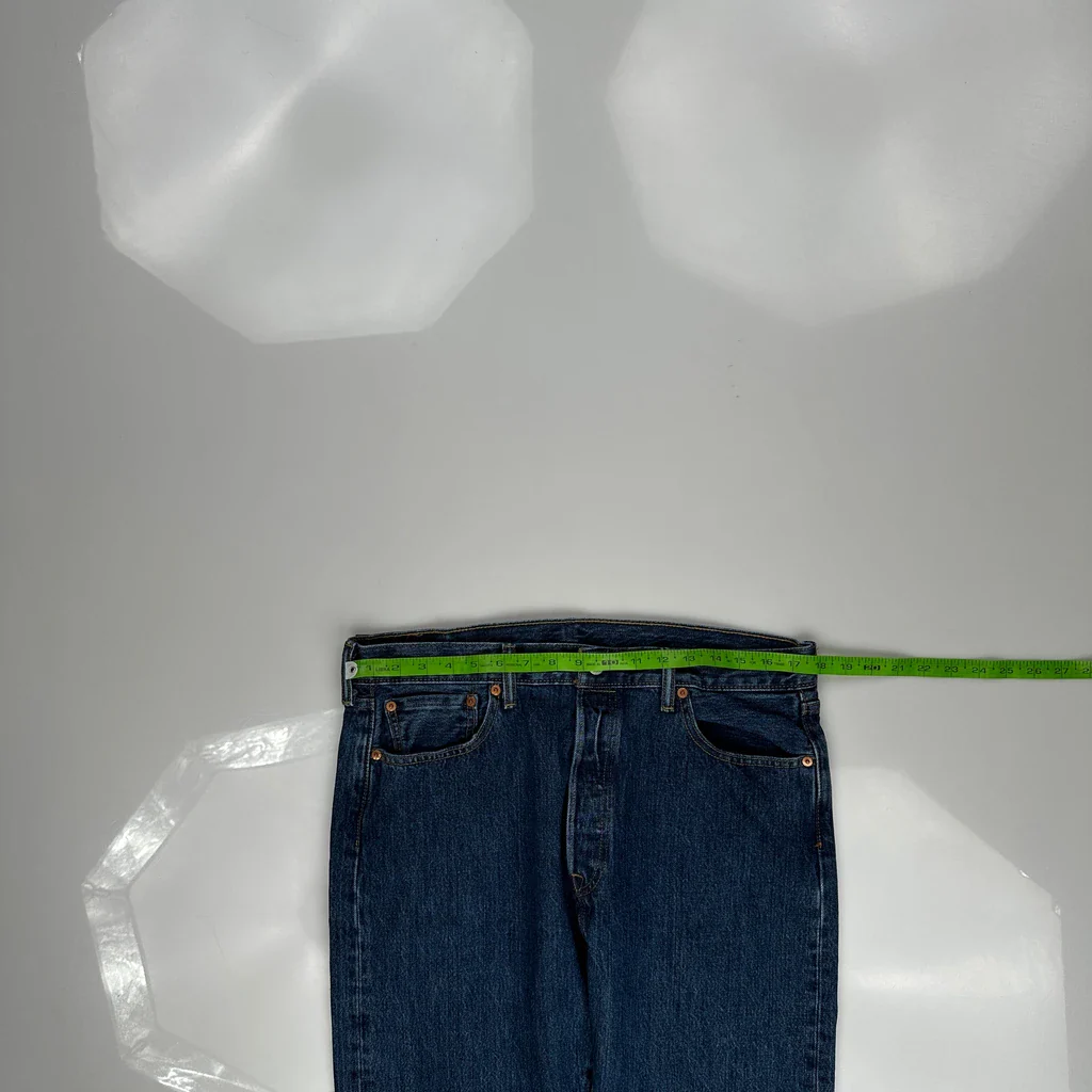 501 Levis Jeans - 35W 33L Blue Cotton - Image 3