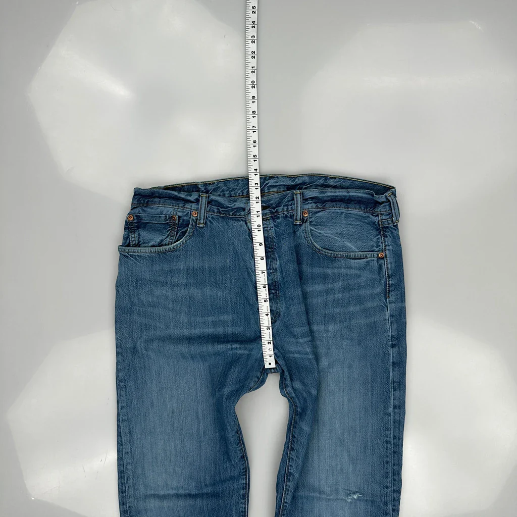 501 Levis Jeans - 38W 34L Blue Cotton - Image 4