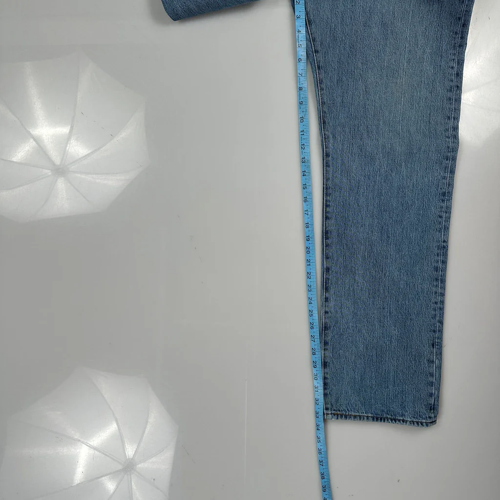 501 Levis Jeans - 38W 34L Blue Cotton - Image 5