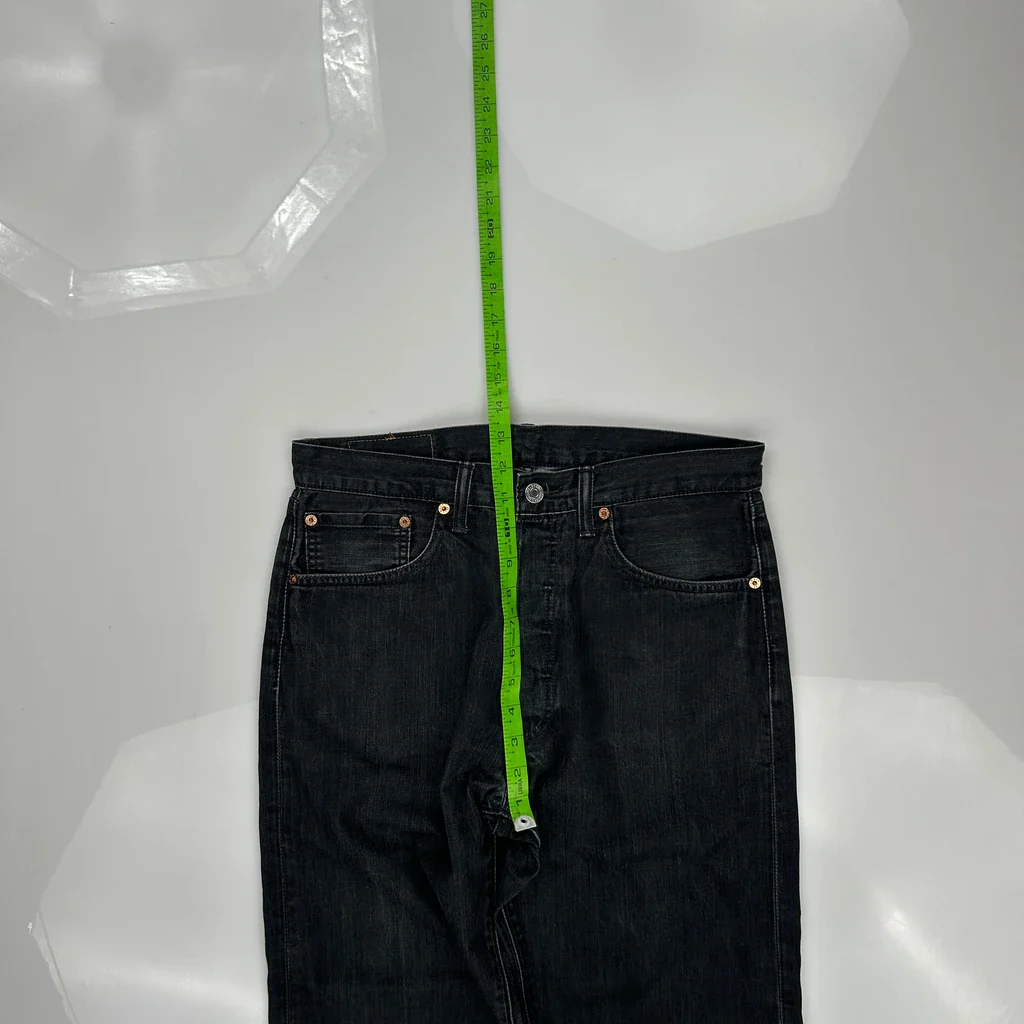 501 Levis Jeans - 30W 32L Dark Wash Cotton - Image 4