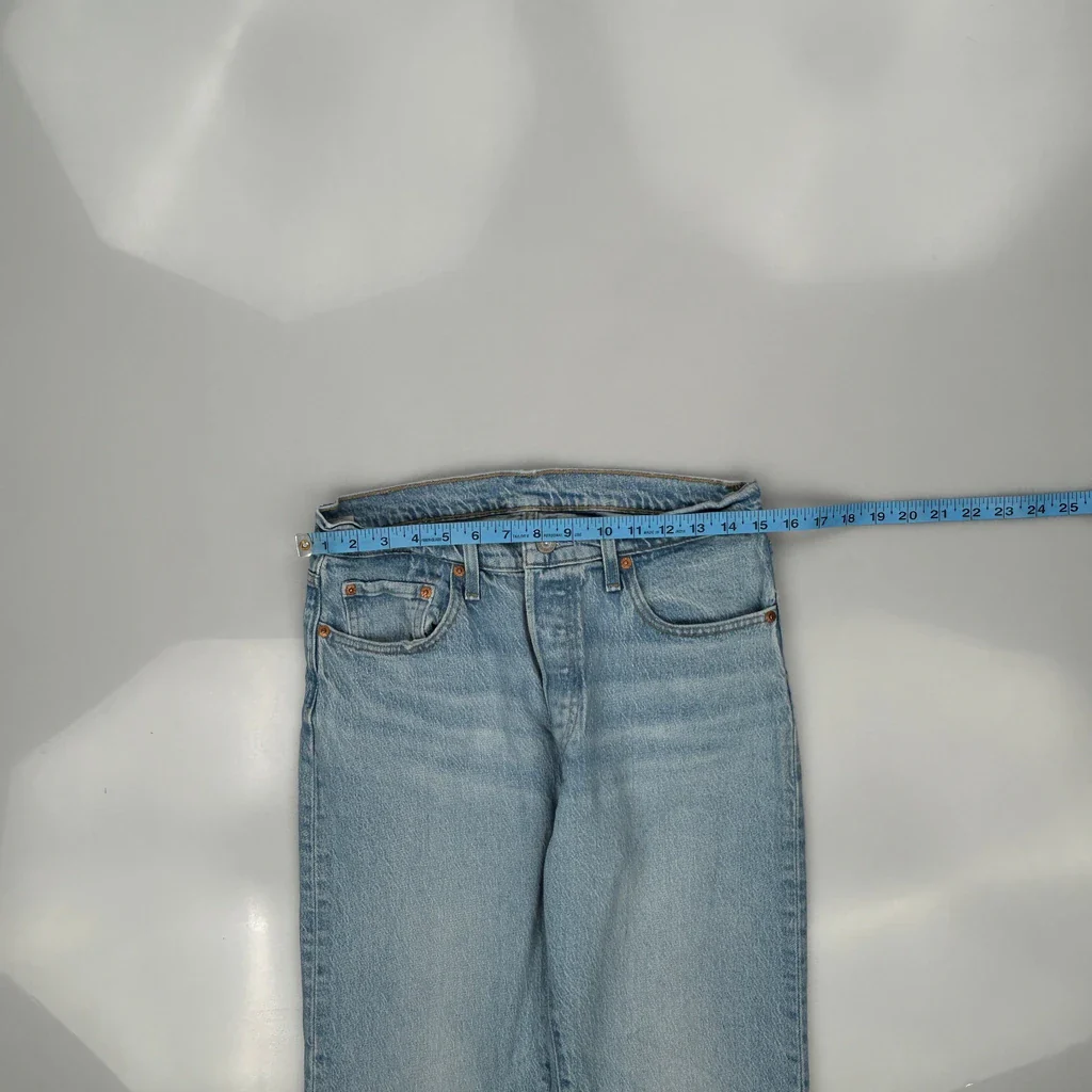 501 Levis Jeans - 30W 31L Light Wash Cotton - Image 3
