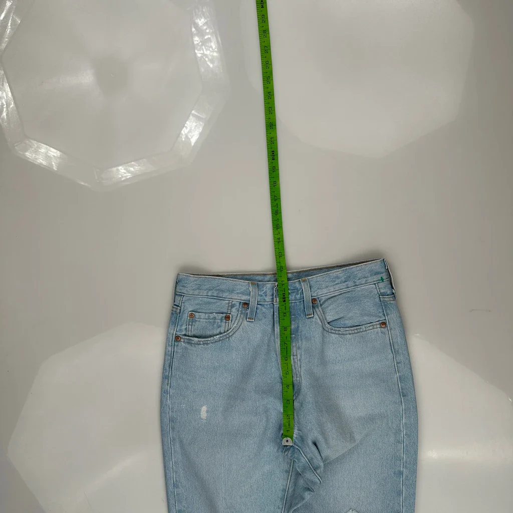 501 Levis Jeans - 28W US 4 Light Wash Cotton - Image 4