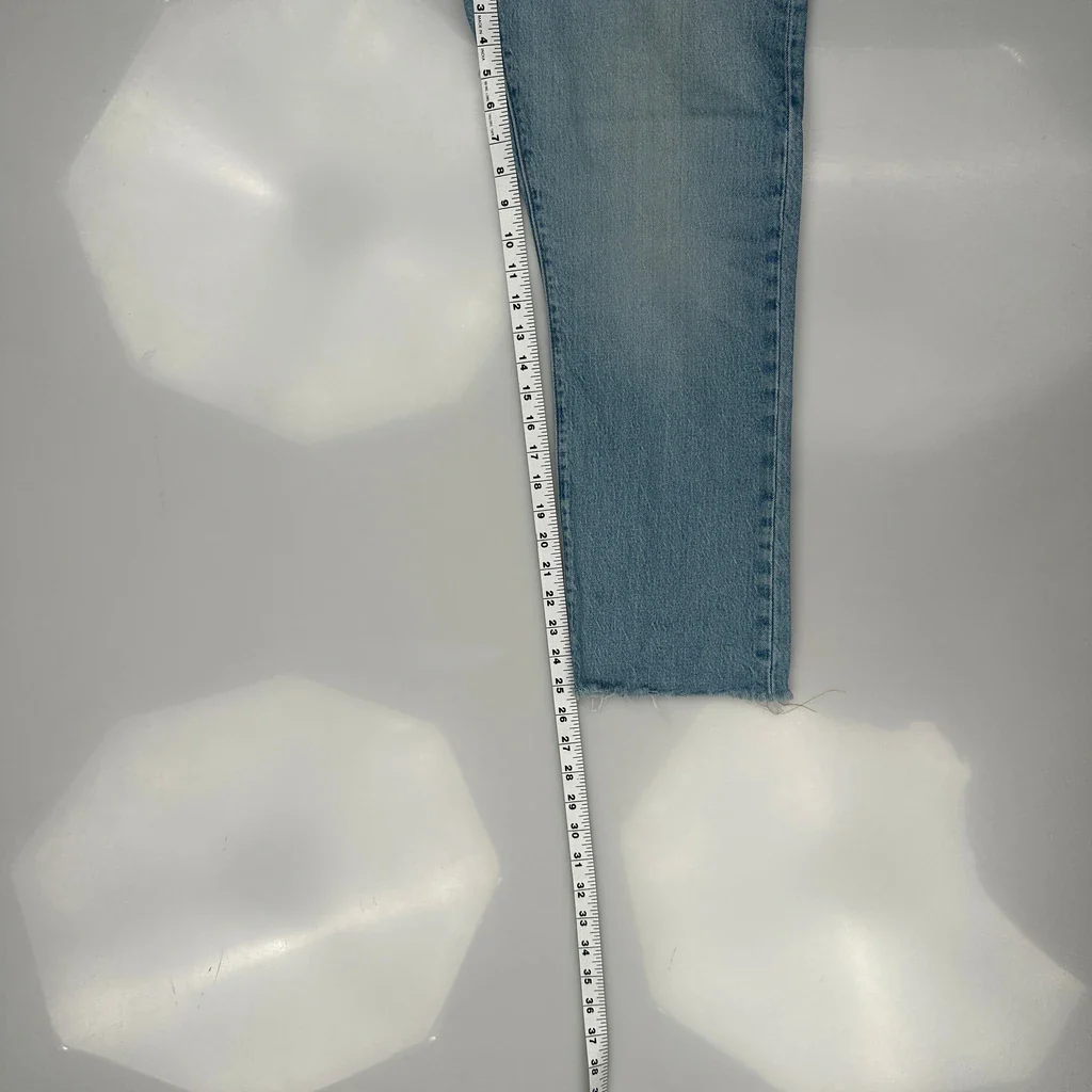 501 Levis Cropped Jeans - 32W UK 12 Light Wash Denim - Image 5
