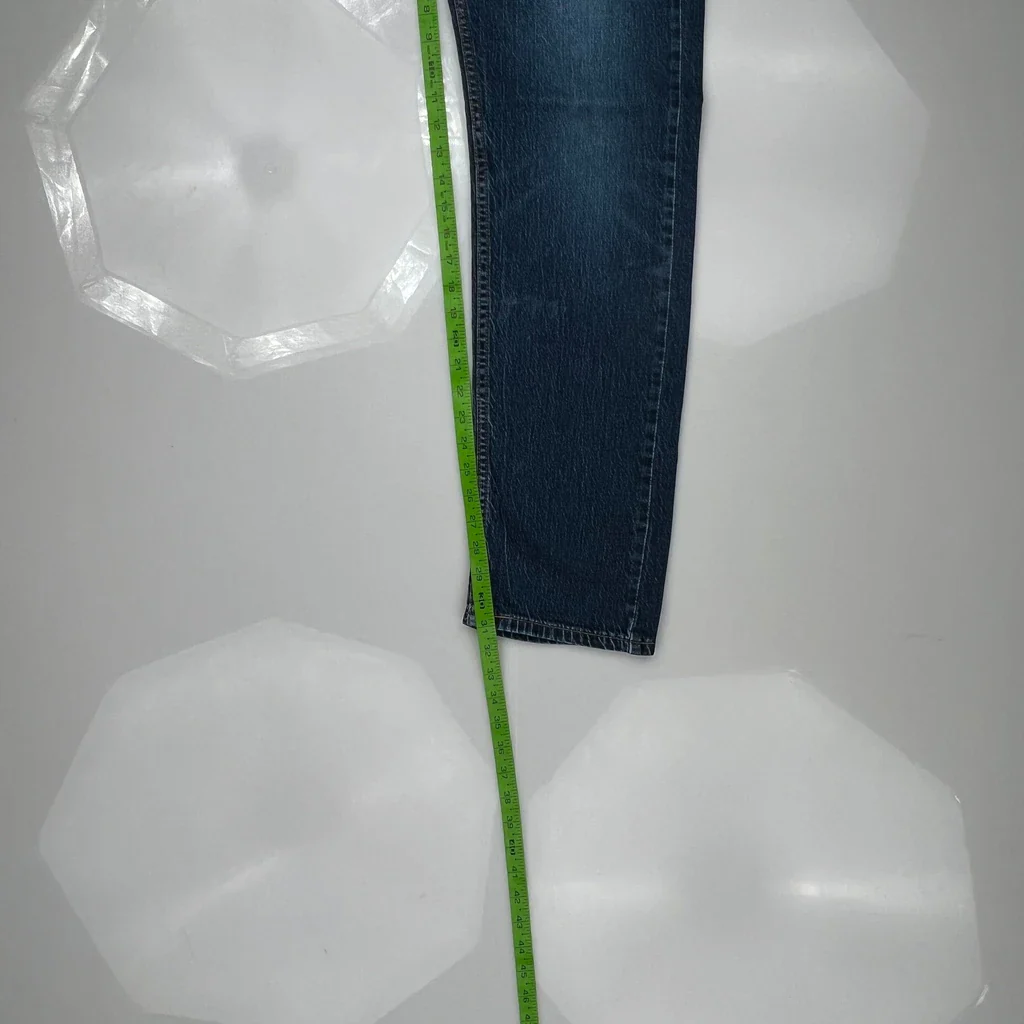 505 Levis Jeans - 32W 31L Blue Denim - Image 5