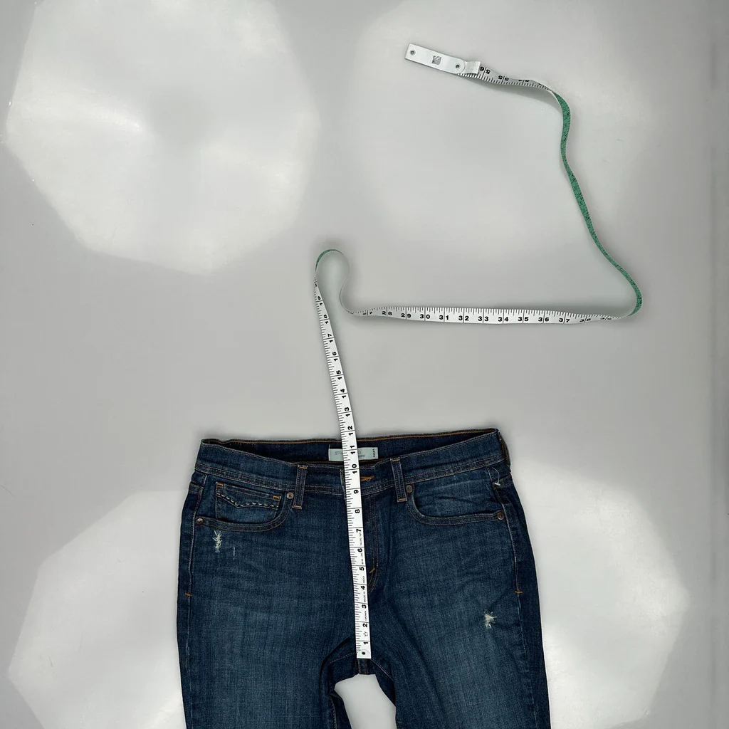 505 Levis Jeans - 32W 32L Blue Denim - Image 4