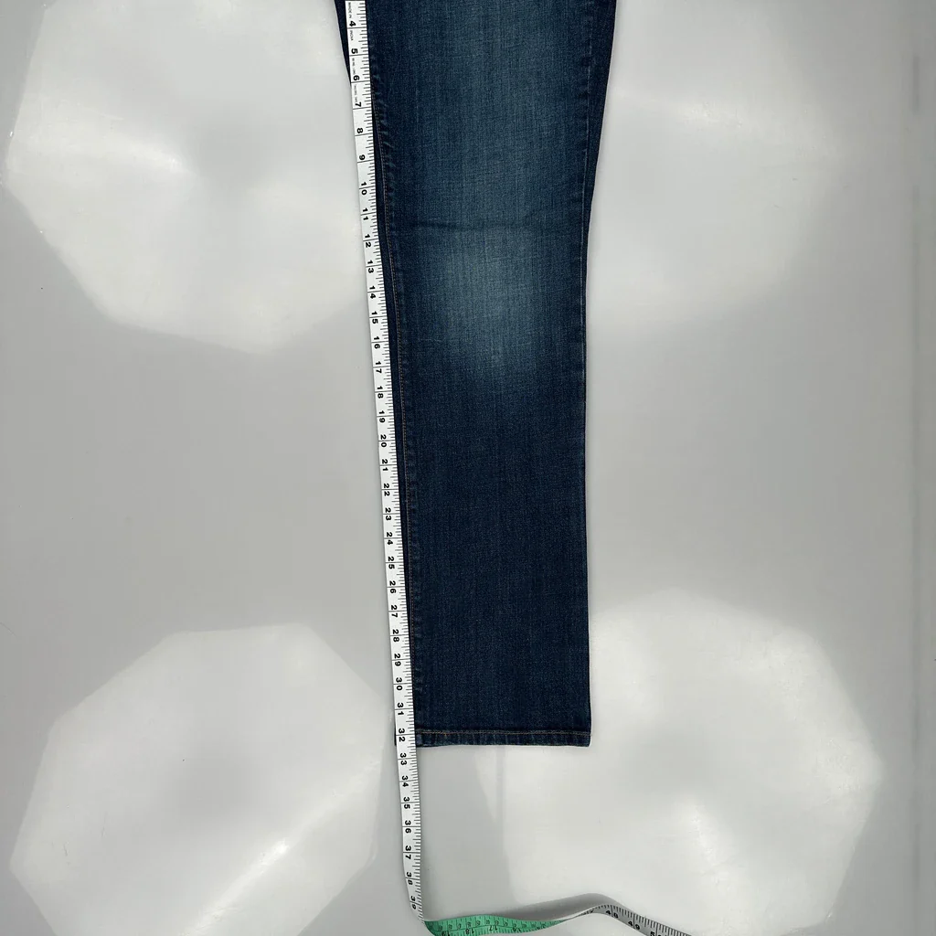 505 Levis Jeans - 32W 32L Blue Denim - Image 5