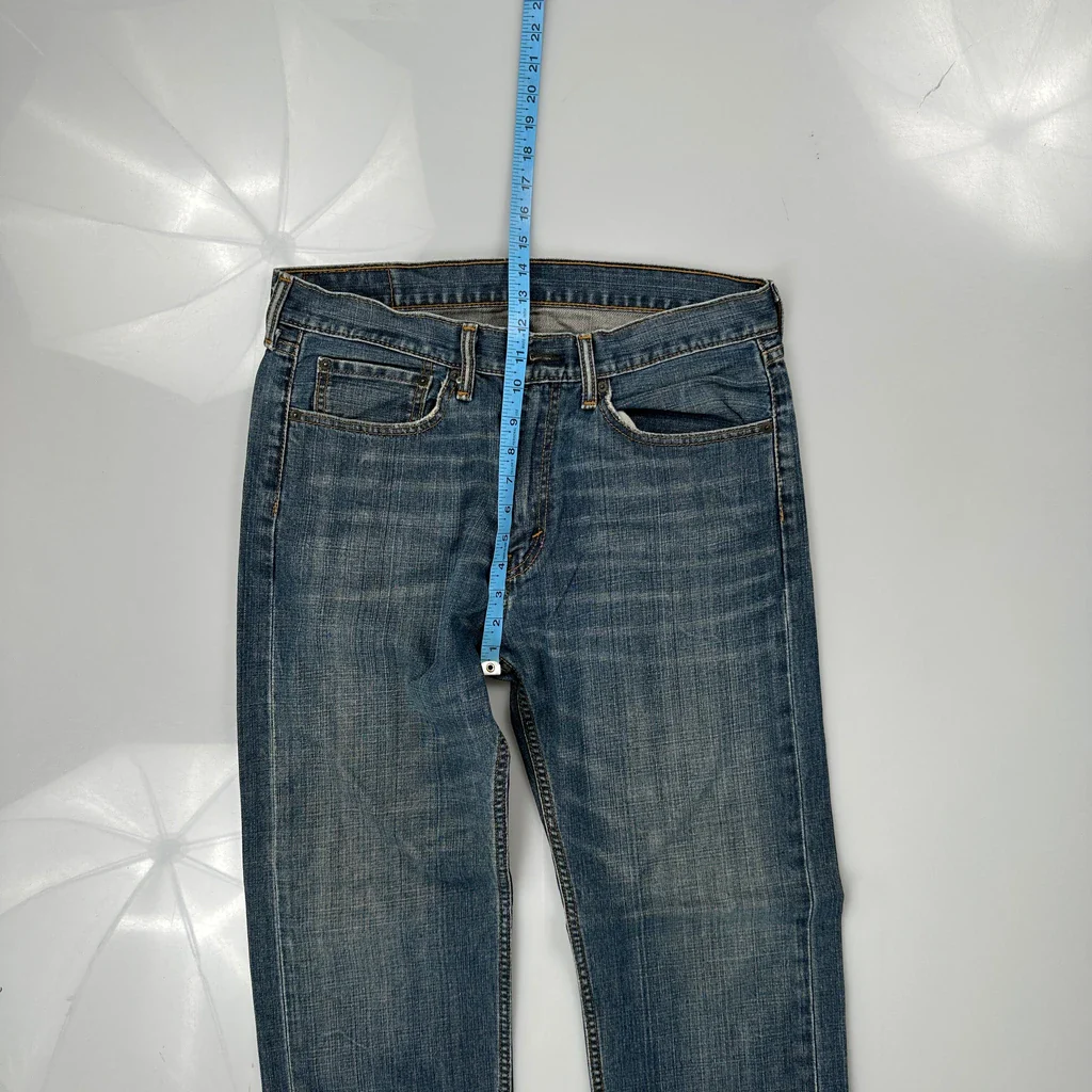 505 Levis Jeans - 34W 32L Blue Denim - Image 4