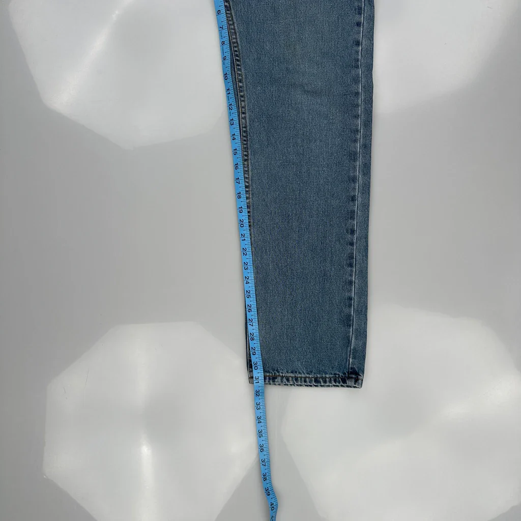 505 Levis Jeans - 34W 31L Blue Denim - Image 5