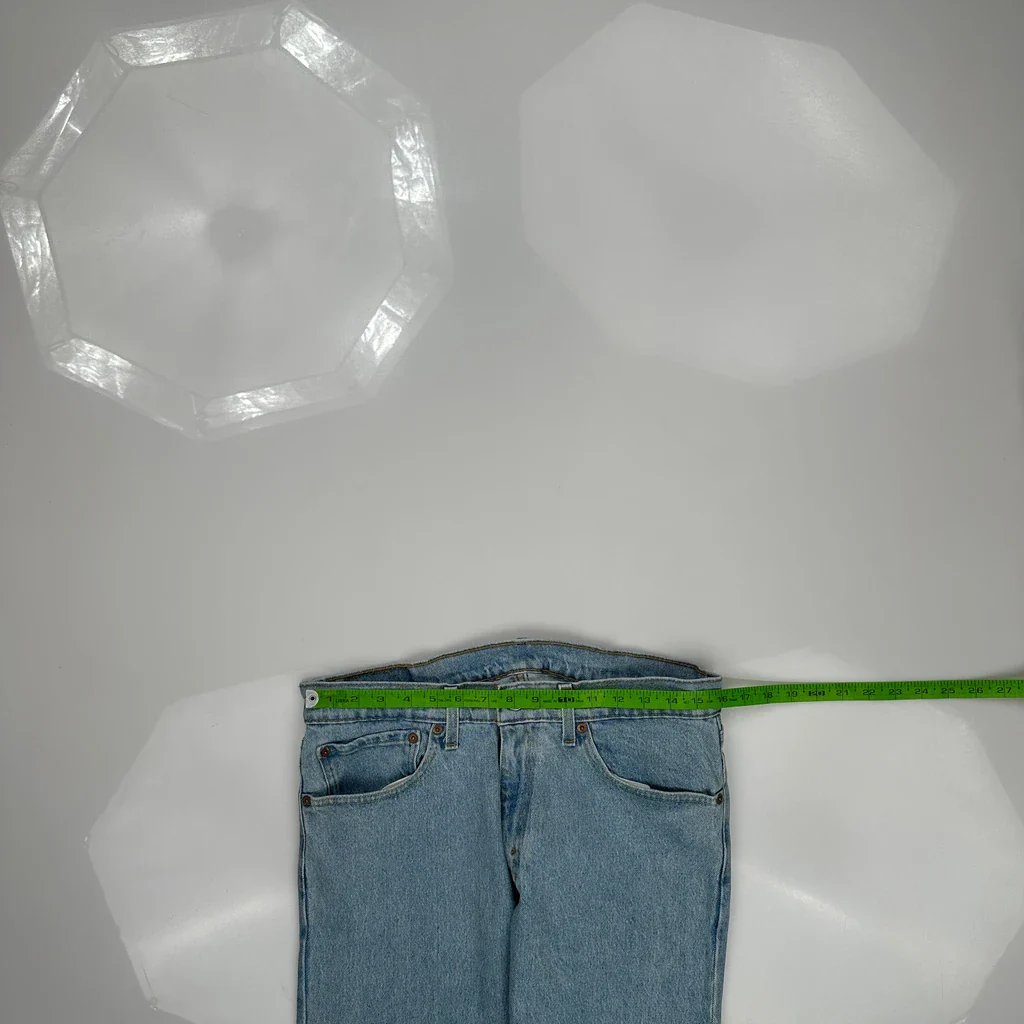 505 Levis Jeans - 32W 31L Light Wash Cotton - Image 3