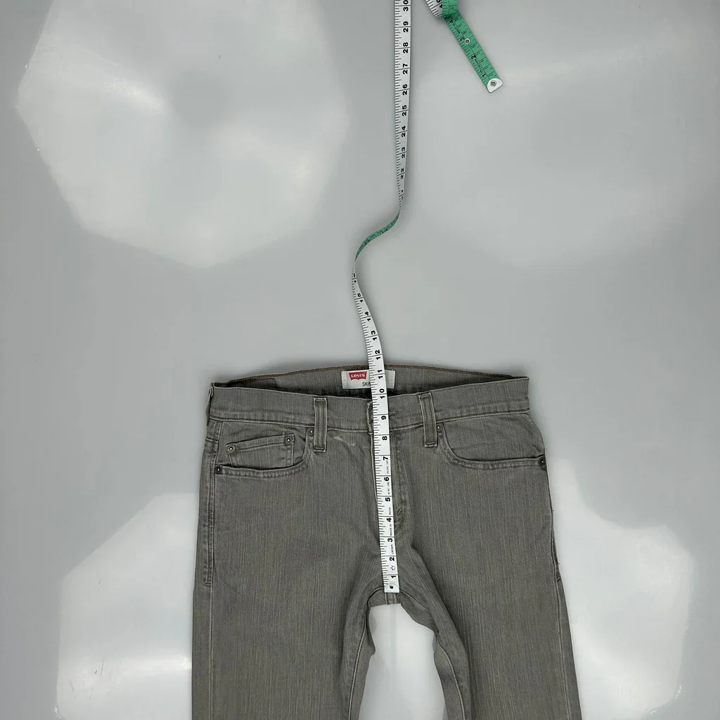 511 Levis Skinny Jeans - 32W 33L Grey Cotton Blend - Image 4