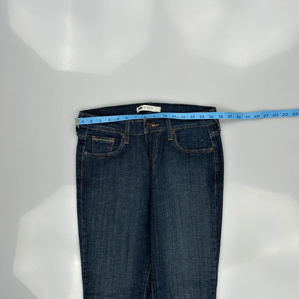 515 Levis Boot Cut Jeans - 31W US 6 Blue Denim - Image 3