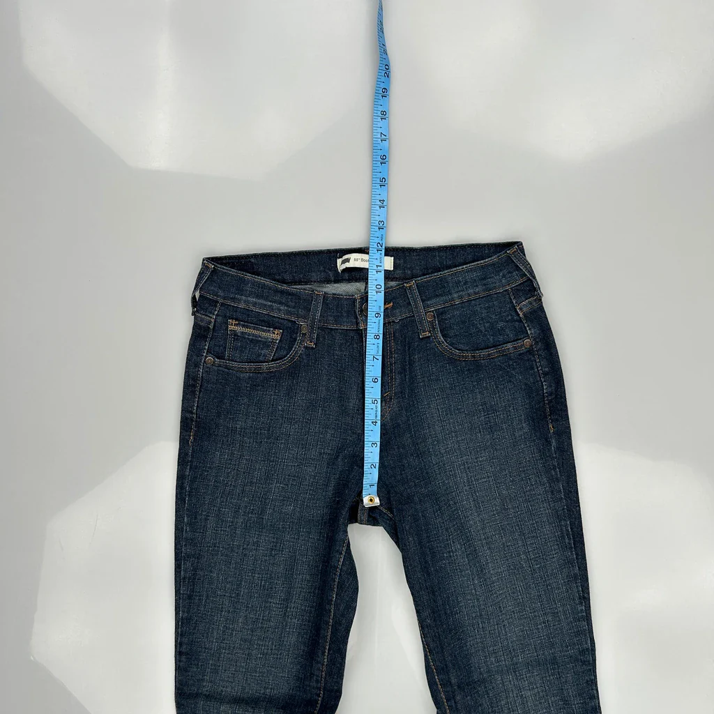 515 Levis Boot Cut Jeans - 31W US 6 Blue Denim - Image 4