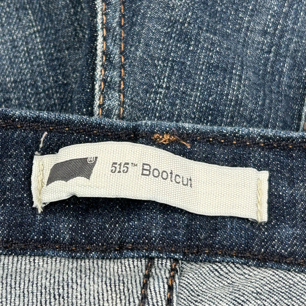 515 Levis Boot Cut Jeans - 31W US 6 Blue Denim - Image 6