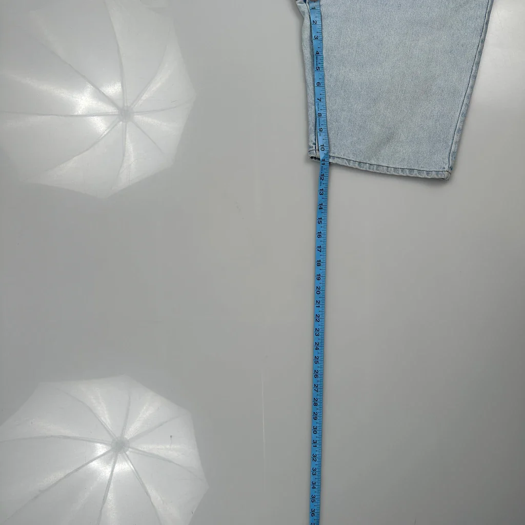 550 Levis Denim Shorts - 30W 10L Light Wash Denim - Image 5