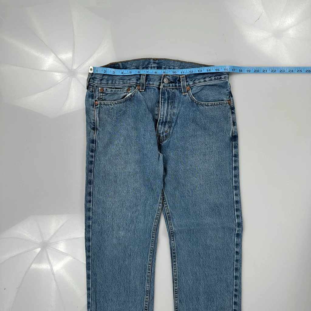 550 Levis Jeans - 32W 29L Blue Denim - Image 3