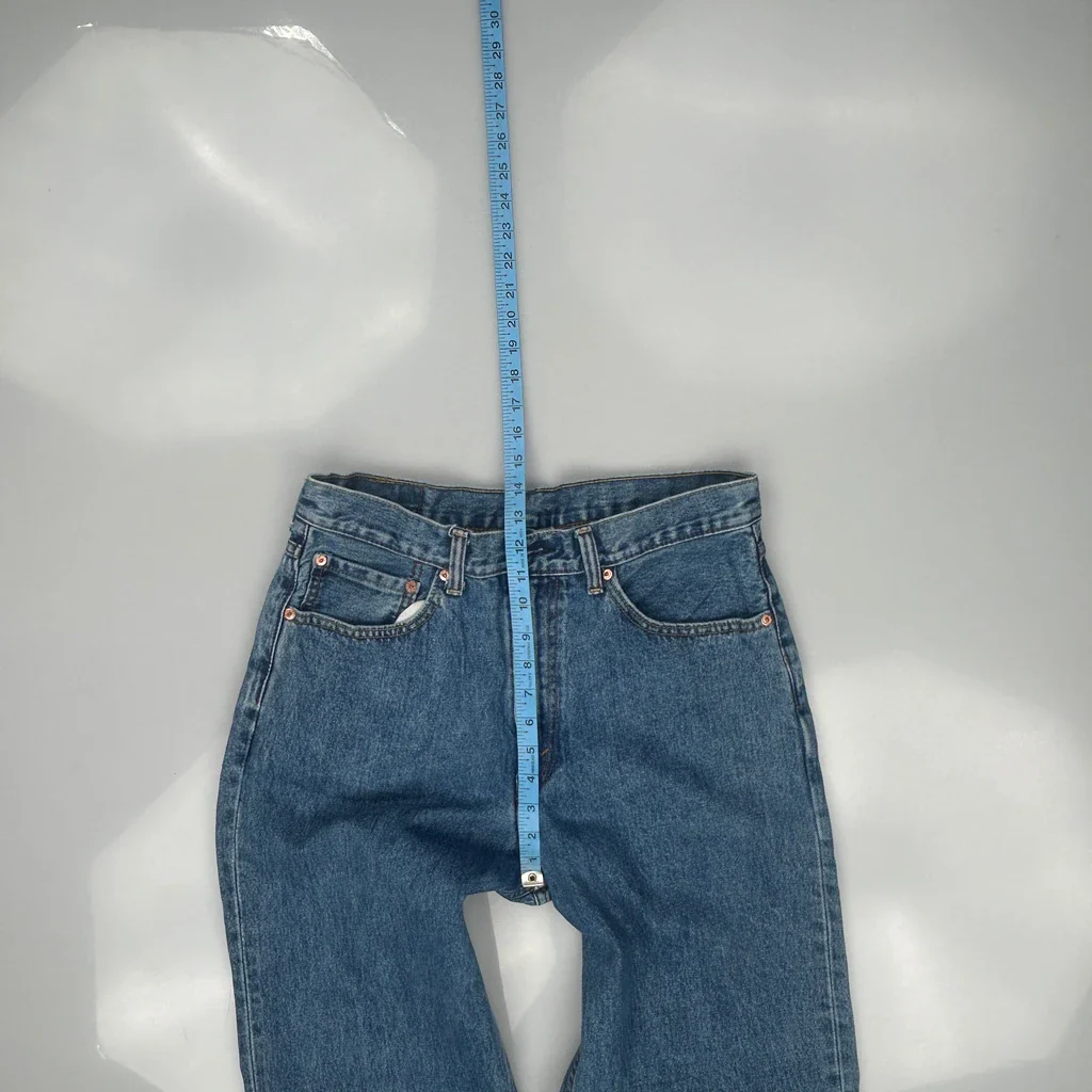 550 Levis Jeans - 32W 33L Blue Cotton - Image 4