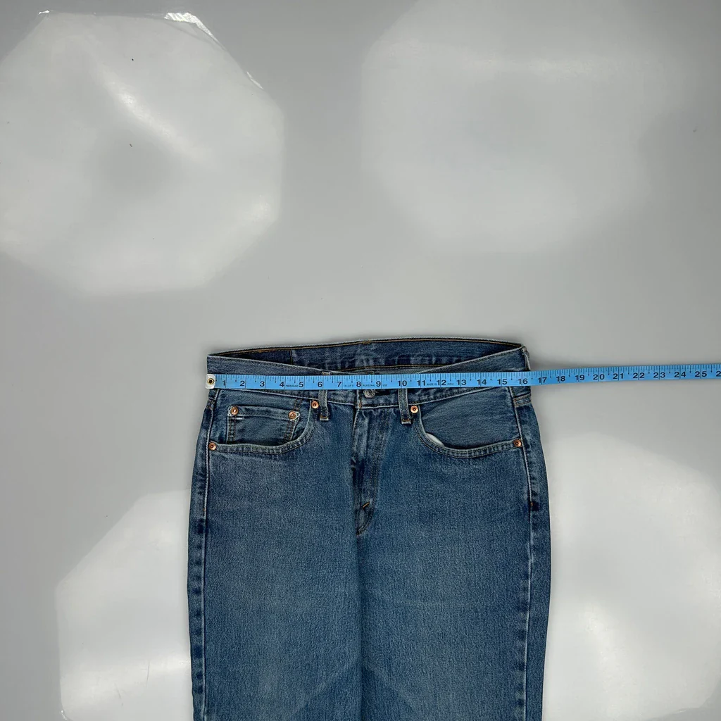 550 Levis Jeans - 32W 27L Blue Cotton - Image 3