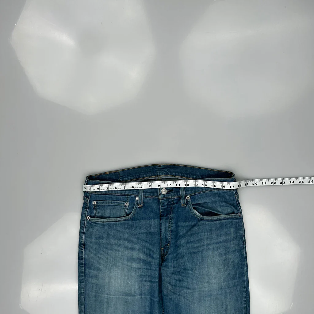 550 Levis Jeans - 34W 32L Blue Cotton - Image 3