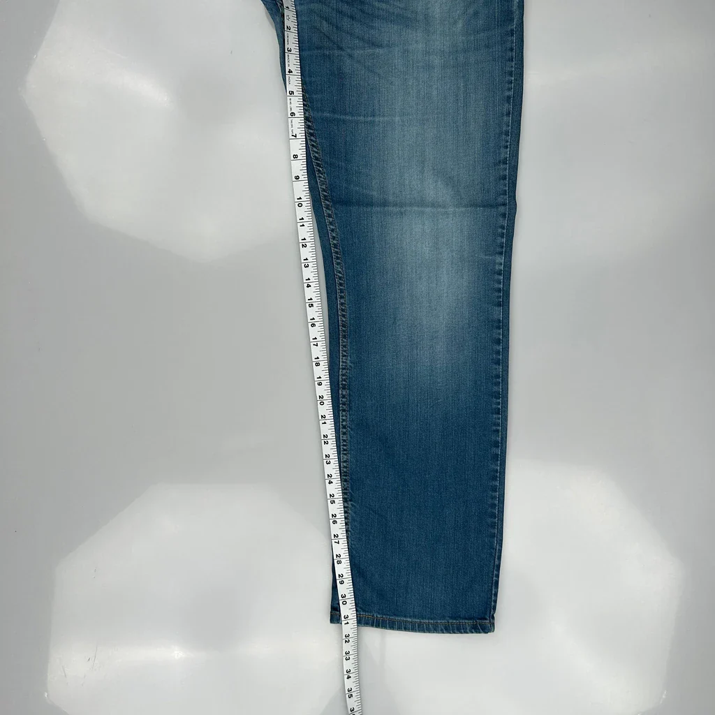 550 Levis Jeans - 34W 32L Blue Cotton - Image 5