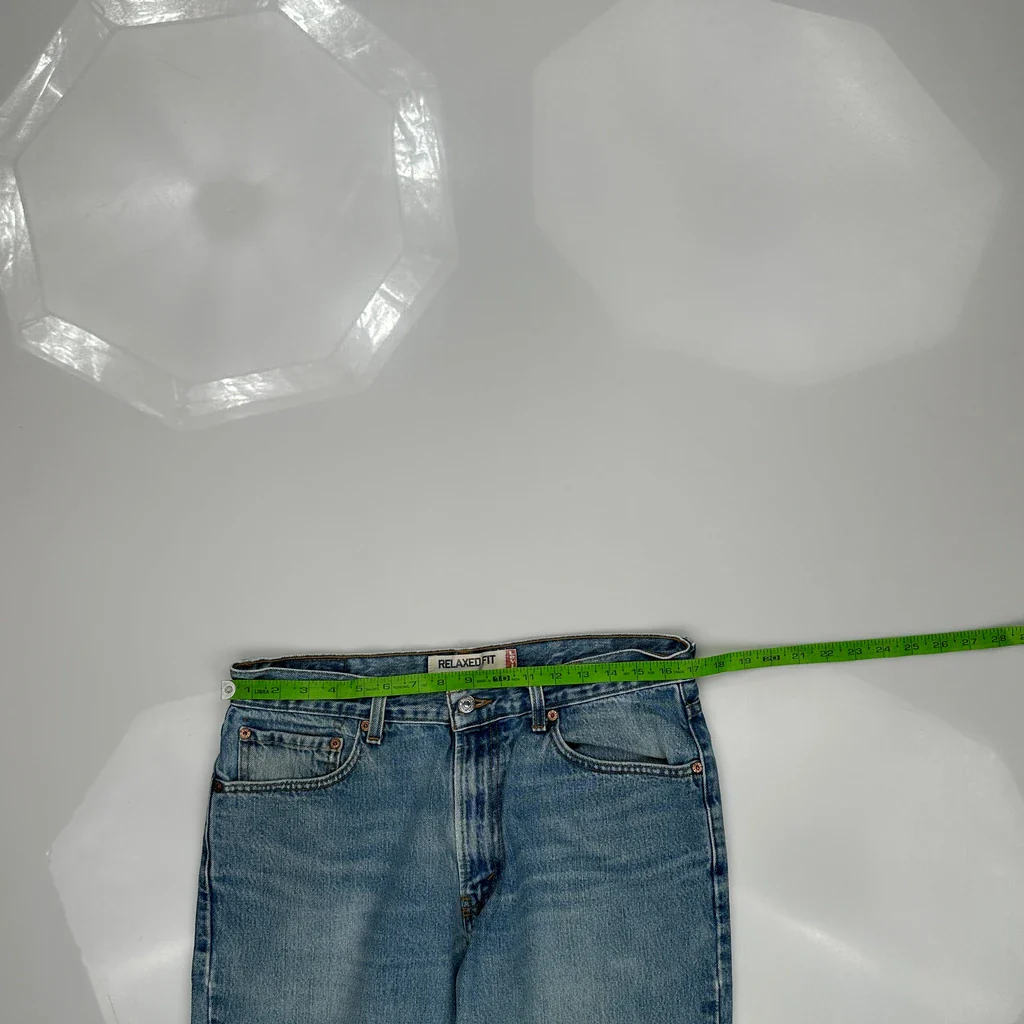 550 Levis Jeans - 34W 32L Blue Cotton - Image 3