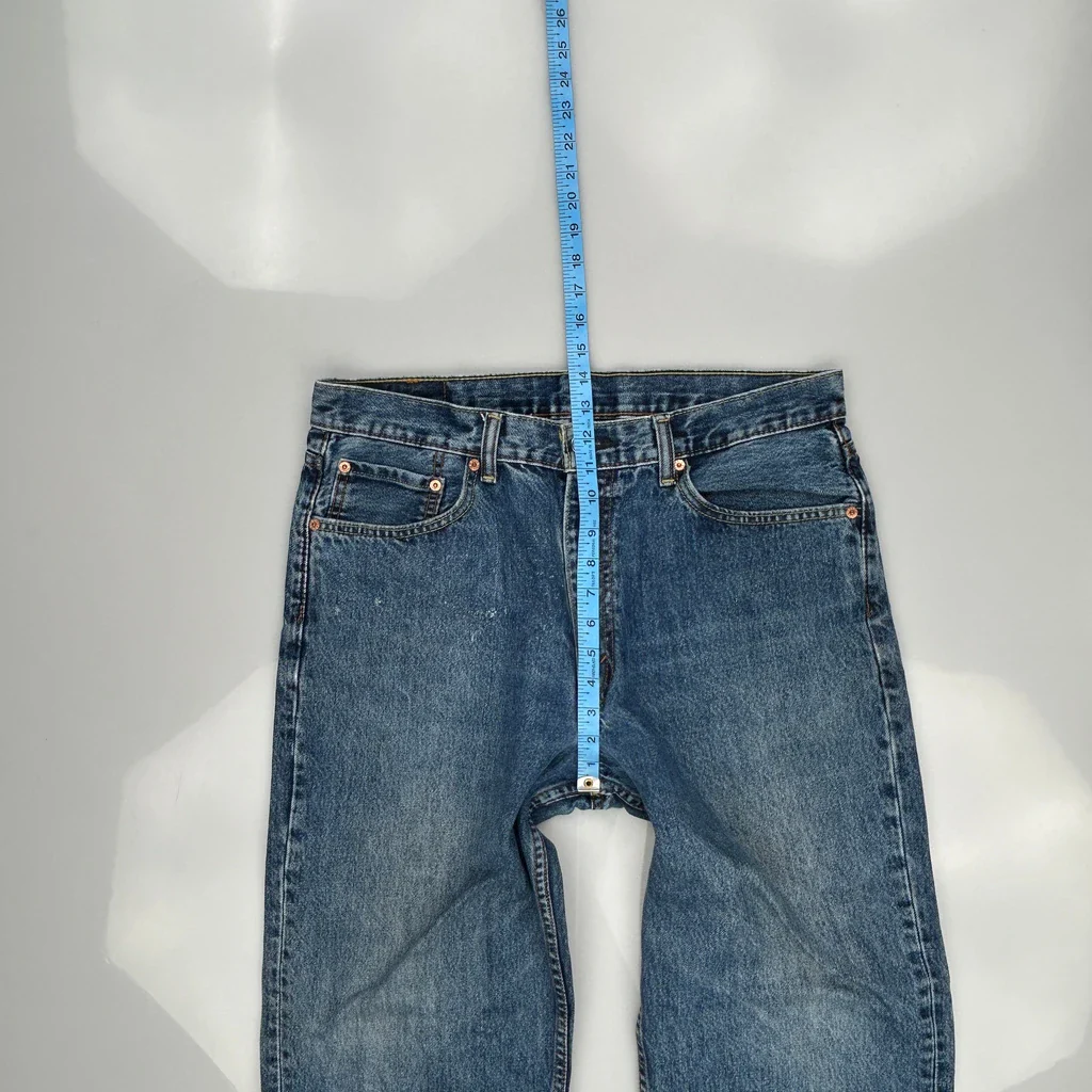 550 Levis Jeans - 36W 31L Blue Denim - Image 4