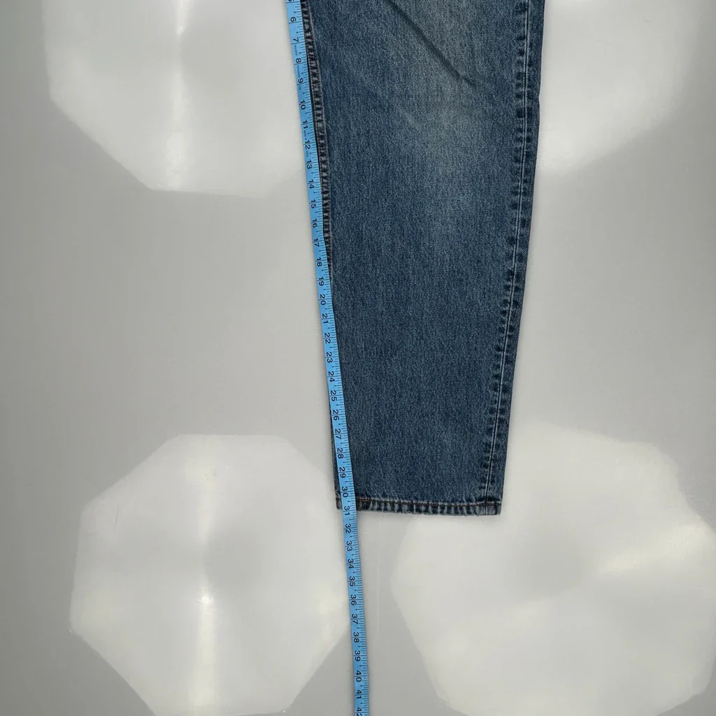550 Levis Jeans - 36W 31L Blue Denim - Image 5