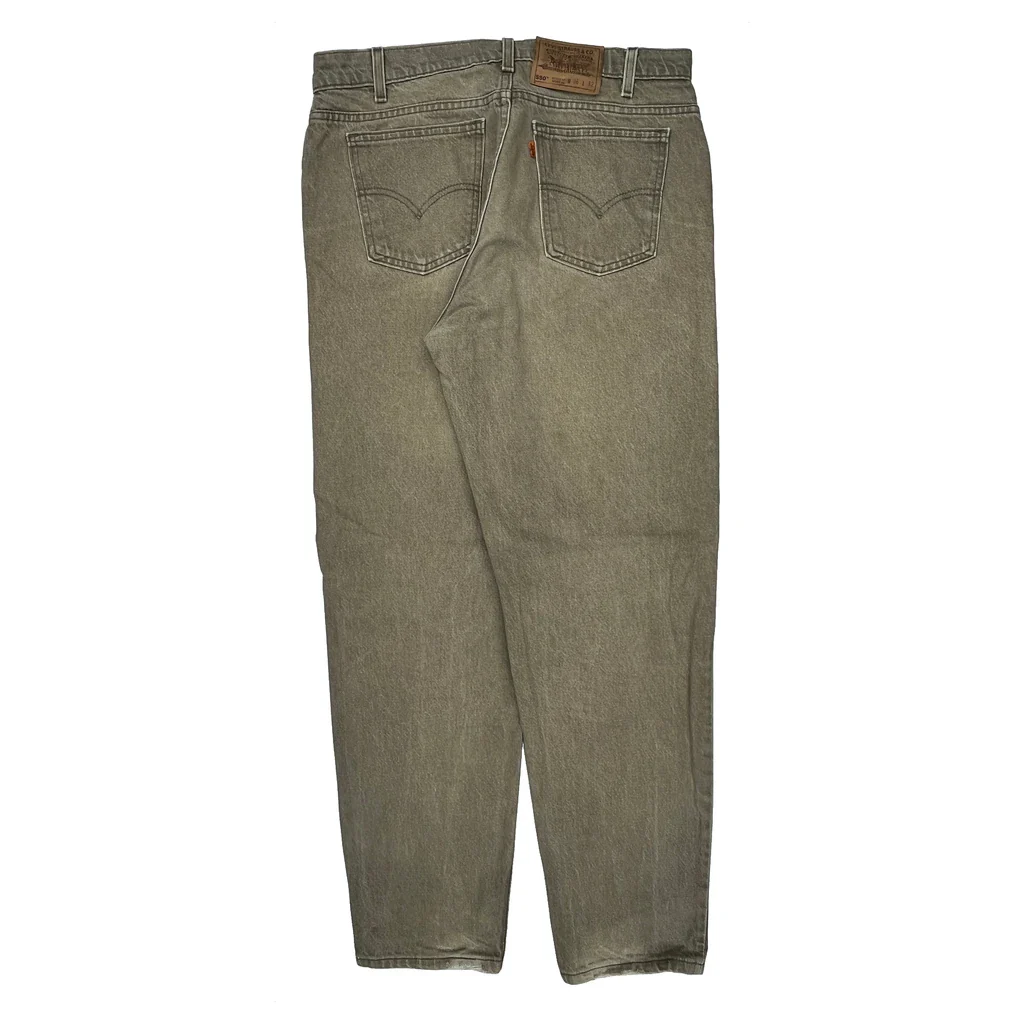 550 Levis Made In USA Jeans - 35W 32L Gray Cotton