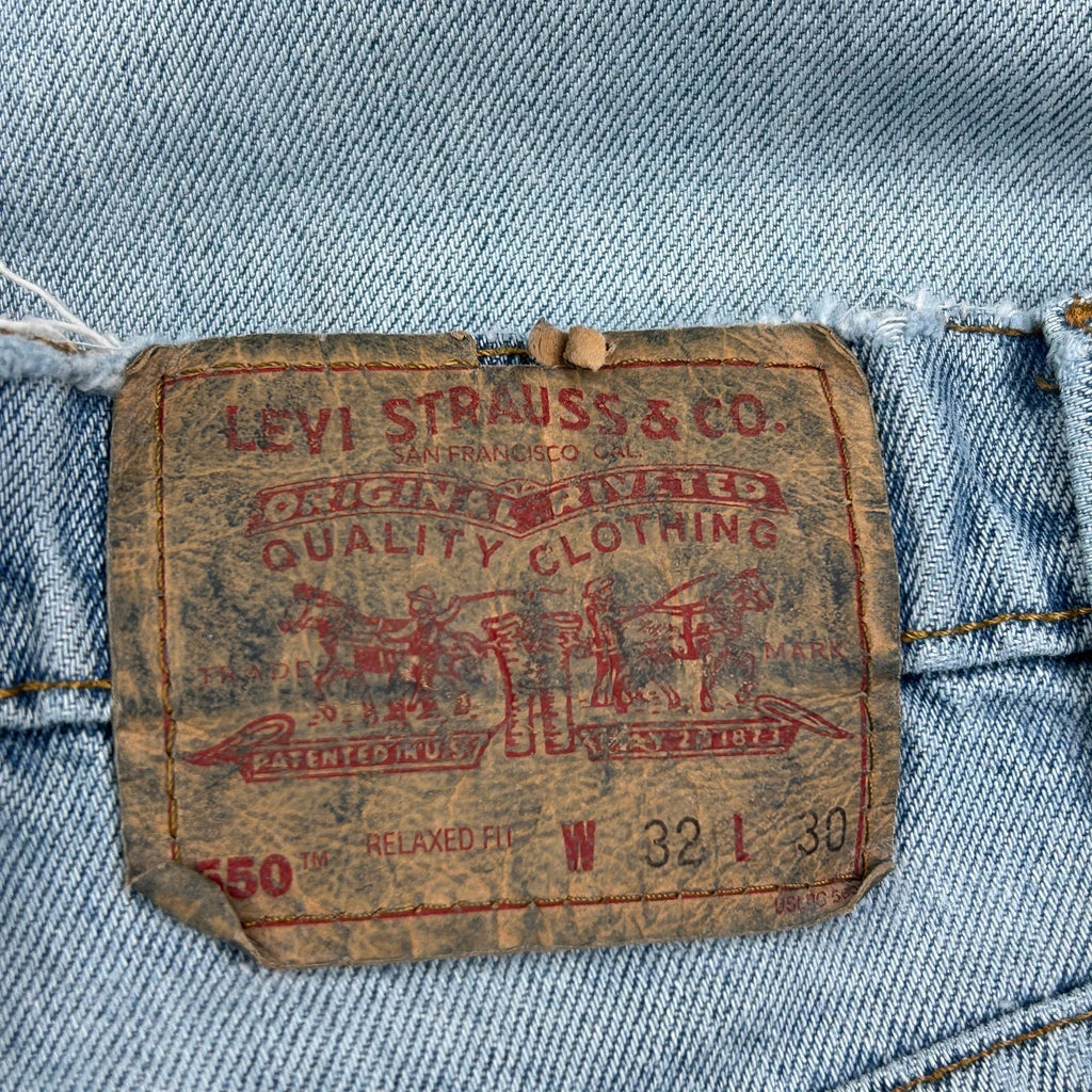 550 Levis Jeans - 30W 29L Light Wash Denim - Image 6