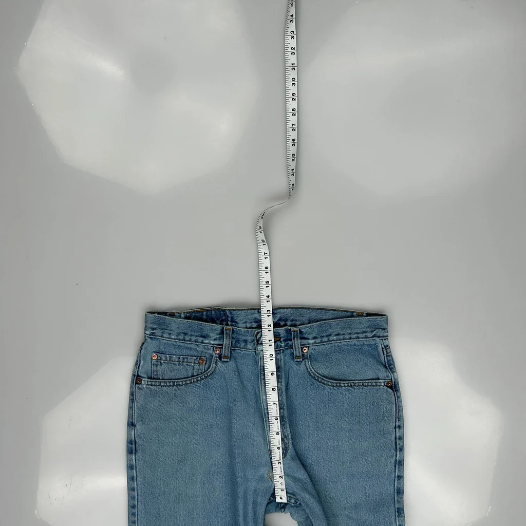 550 Levis Jeans - 34W 30L Light Wash Cotton - Image 4