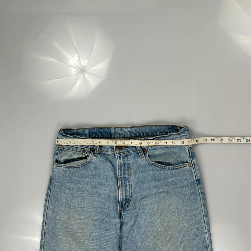 550 Levis Jeans - 34W 30L Light Wash Cotton - Image 3
